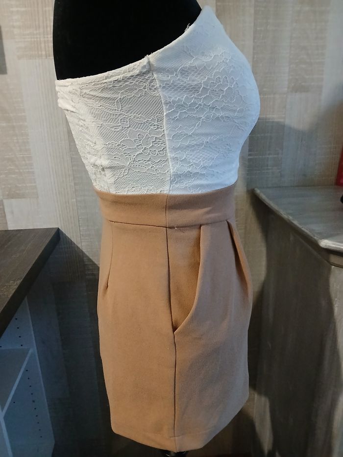 Combishort Tally Weijl dentelle blanche et short camel  Taille  S - photo numéro 3