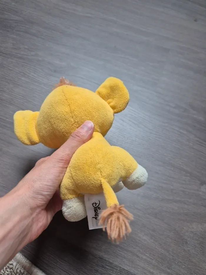Magnifique peluche Simba Disney - photo numéro 2