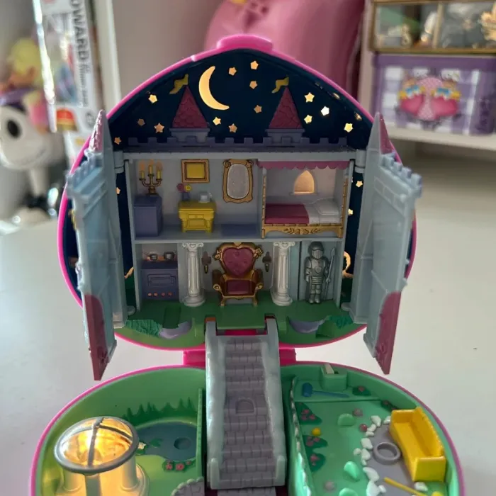 Polly pocket starlight castle complet - photo numéro 4