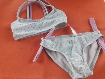 Maillot de bains filles en taille 2/4 ans