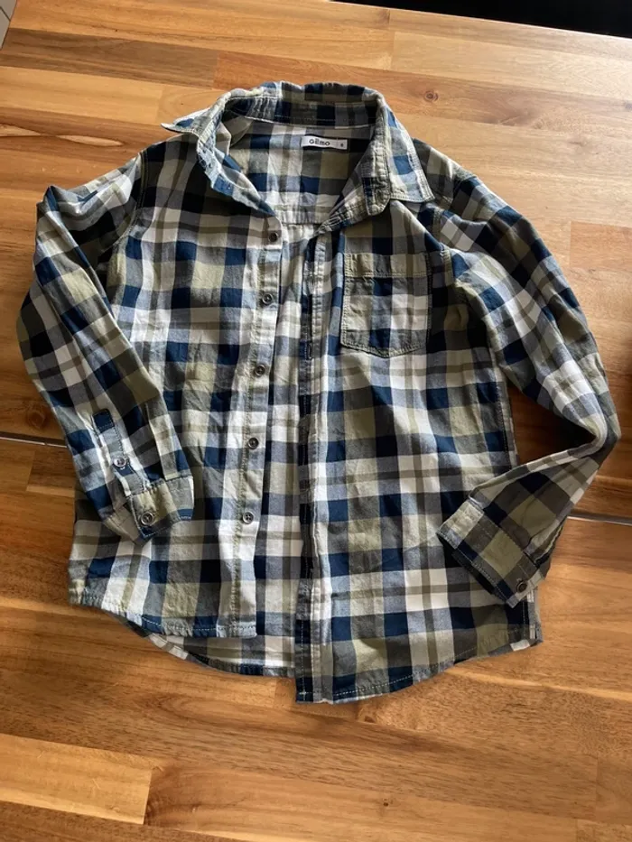 Lot vêtements 8 ans - photo numéro 8