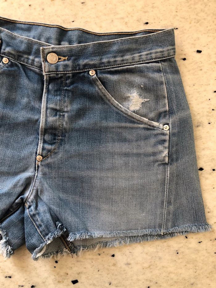 Short en jean Lévis W28 - photo numéro 2