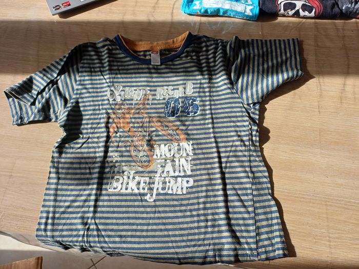 Lot t-shirts - photo numéro 3