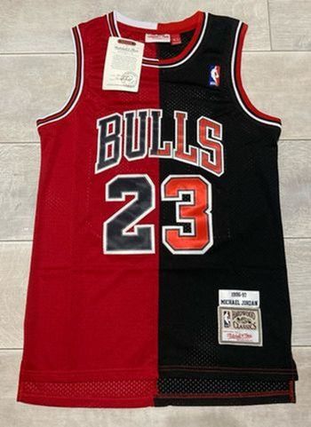 Maillot de basket nba Michael Jordan neuf
