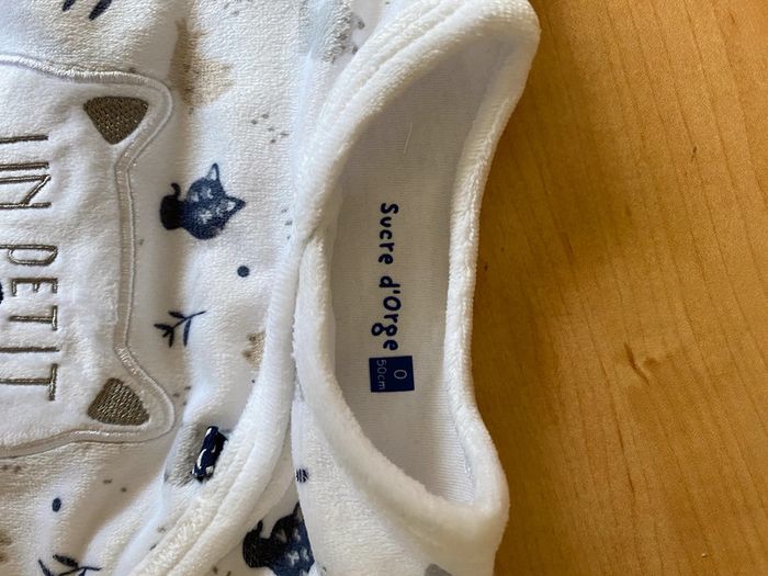 Pyjama neuf - photo numéro 2