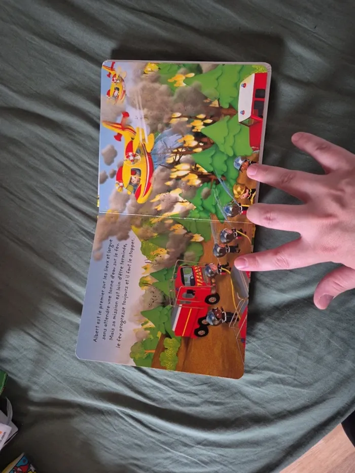Livre ptit garçon le canadair d'Albert - photo numéro 6