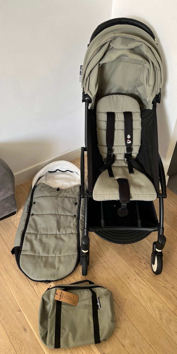 Poussette YoYo + chancelière coloris olive Babyzen