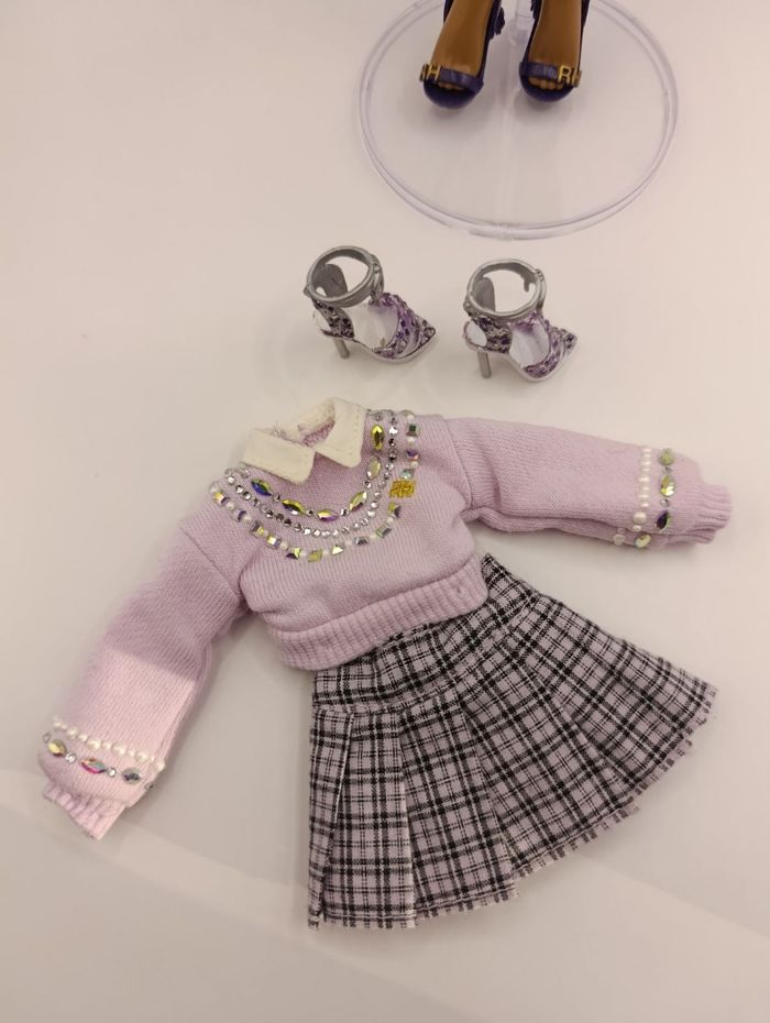 Poupée rainbow high Lilac Lane - photo numéro 10