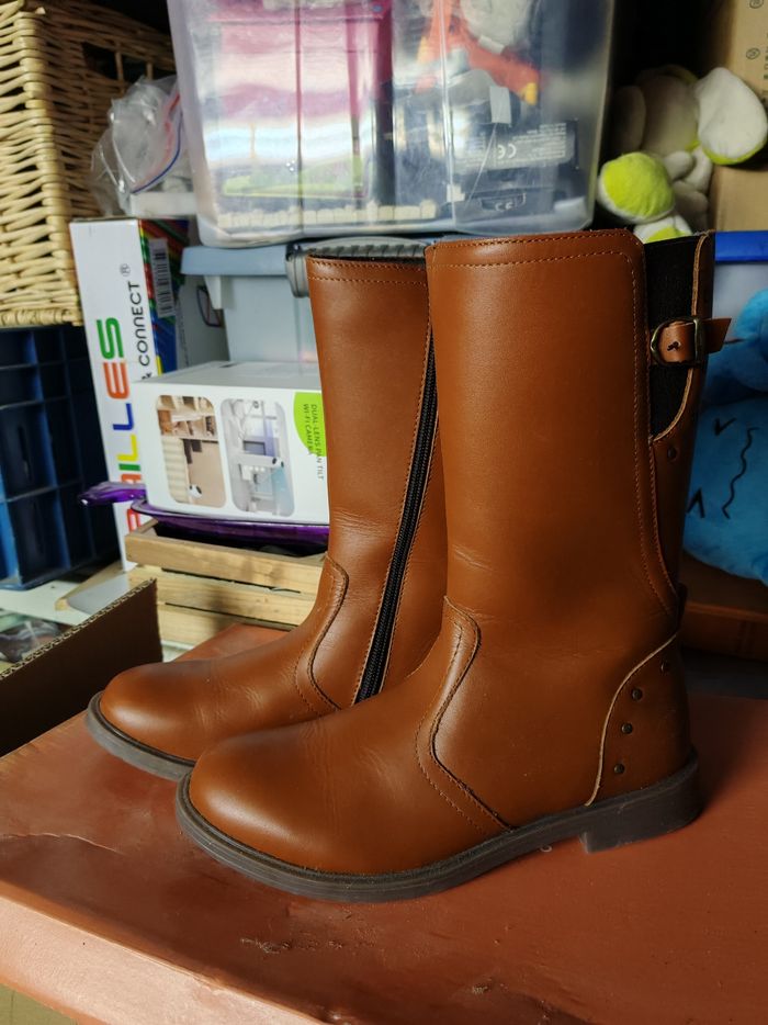 Bottes neuves pointure 36 - photo numéro 2
