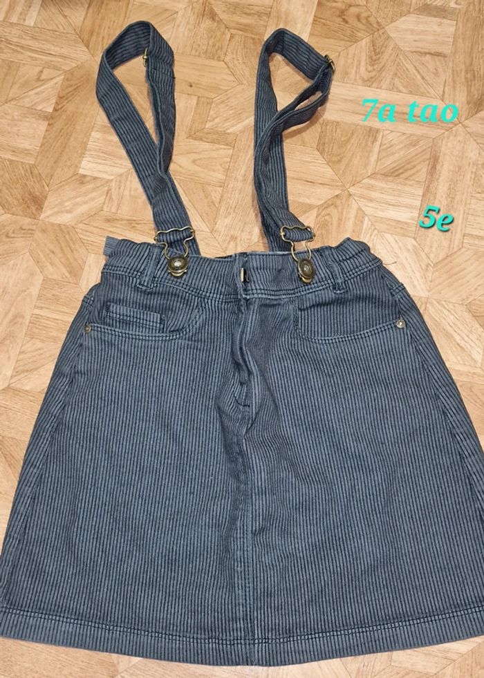 Jupe 7ans tape a l'œil