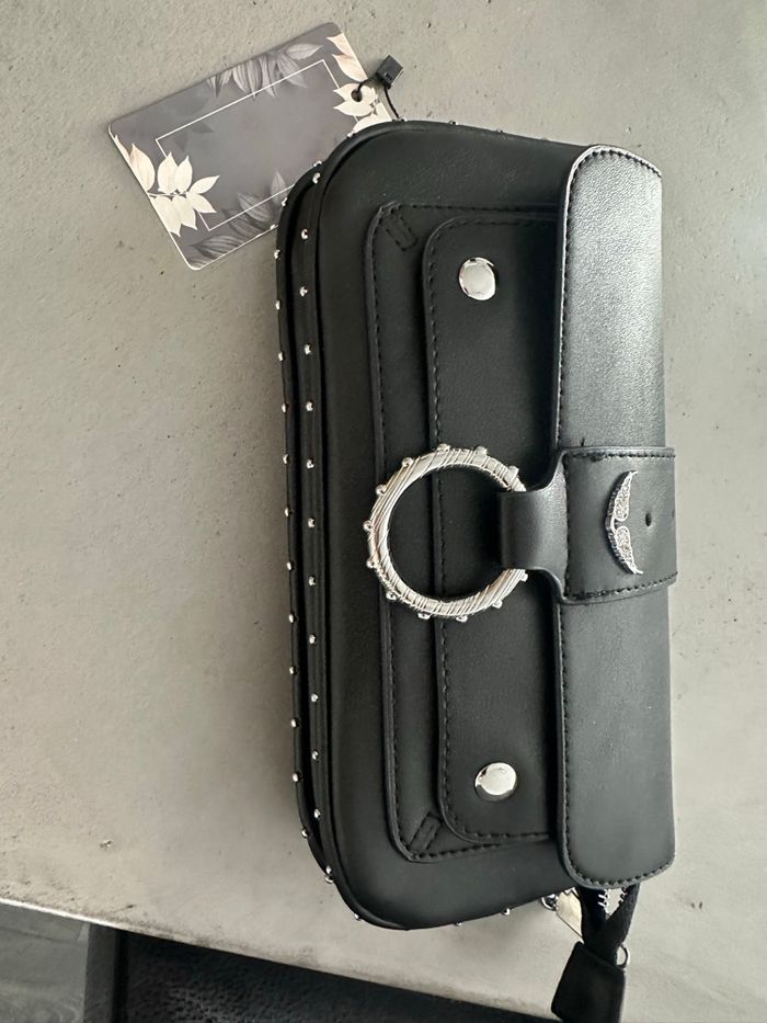 Petit sac noir simili cuir ailes strass avec bandoulière - photo numéro 6