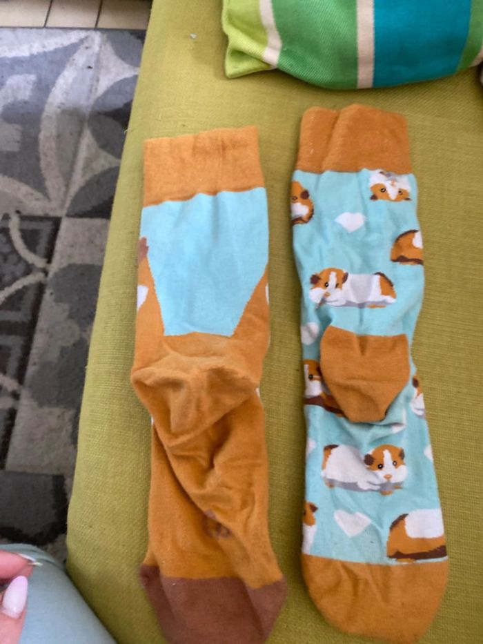 Jolies chaussettes dépareillées - photo numéro 4