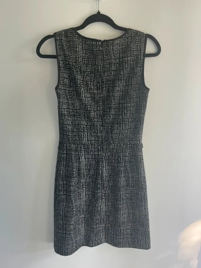 Robe noire à motifs 1.2.3 T.36-38 - photo numéro 2