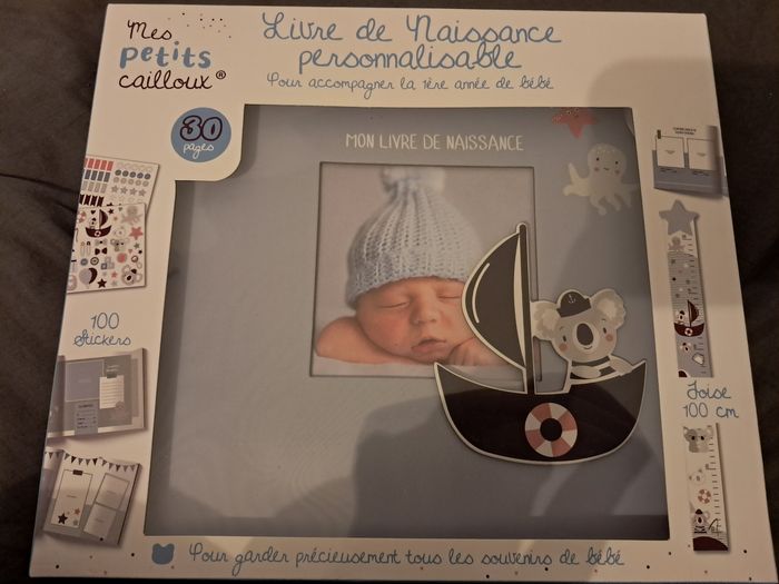 Livre de naissance neuf les petits cailloux