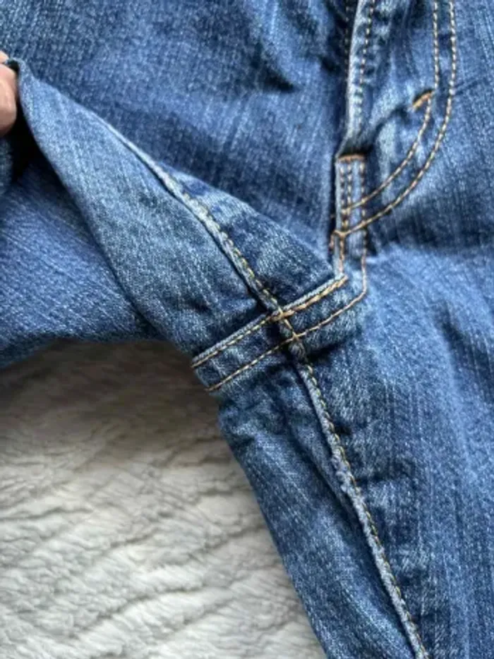 Jean Levi’s 550 Relaxed Bootcut femme bleu 2000s y2k Rare Collector taille 38/40 M/L us taille basse - photo numéro 6
