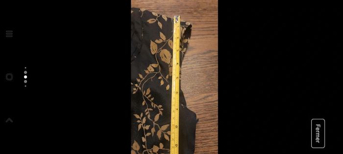 Jolie Robe Ap taille 38 fond noir dessin doré - photo numéro 17