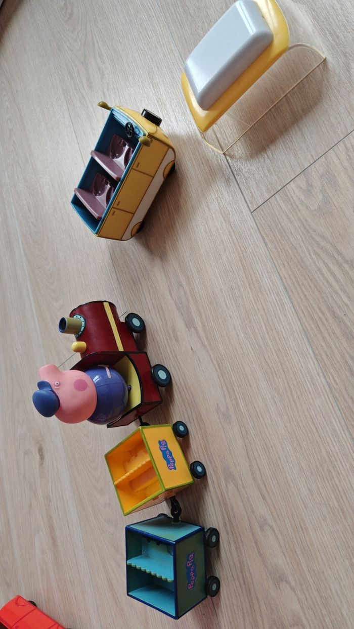 Train Peppa pig+ véhicule - photo numéro 3