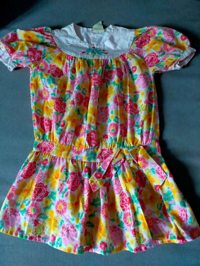 Robe fille fleurie – Taille inconnue (voir mesures en photo) - photo numéro 10