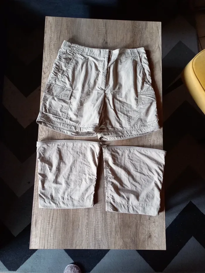 Short beige