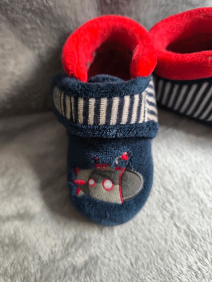 Chausson bébé isotoner taille 20 - photo numéro 4