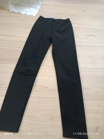 Magnifique legging chaud noir Shein taille 10 ans