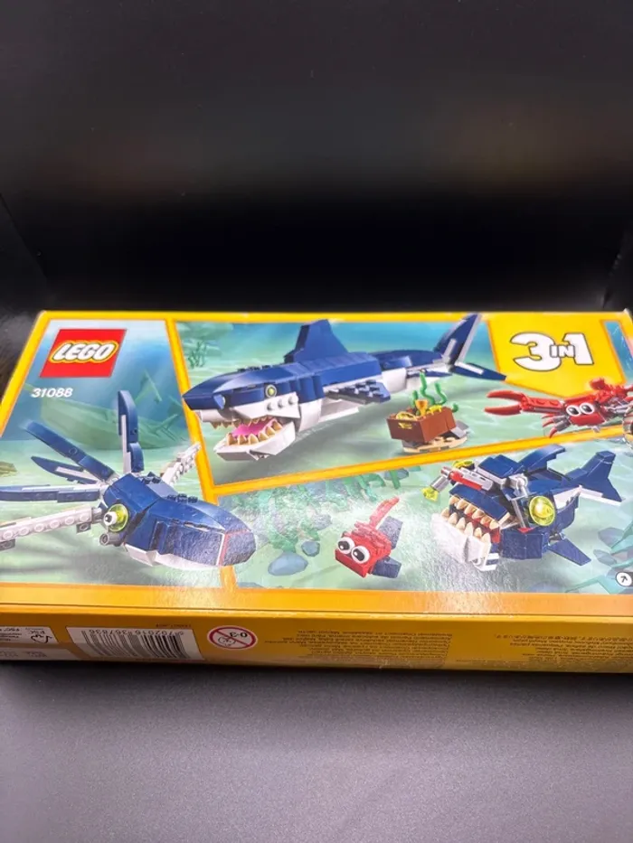 🦈 LEGO Creator 3in1 - Les Créatures des Grands Fonds (31088)🐠 - photo numéro 10