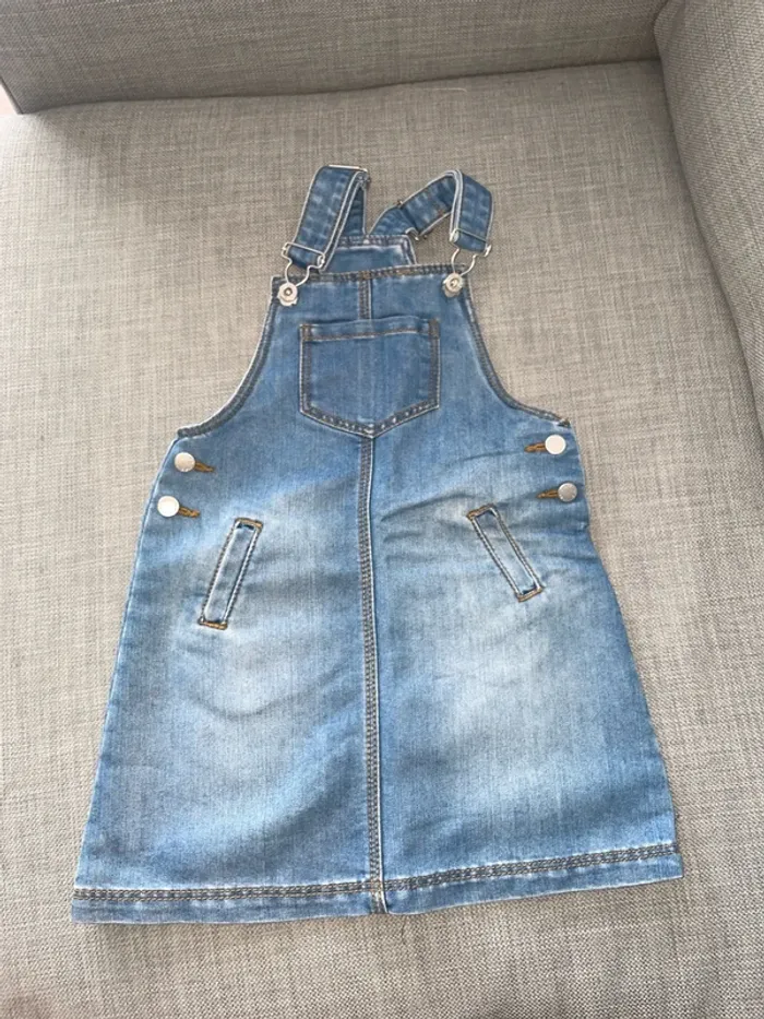 Robe Jean’s Okaidi