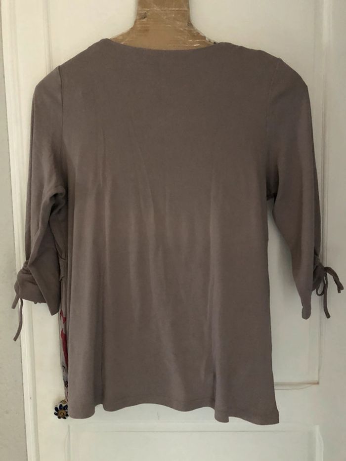 AN36- Blouse taupe fantaisie T 50-52 - photo numéro 2
