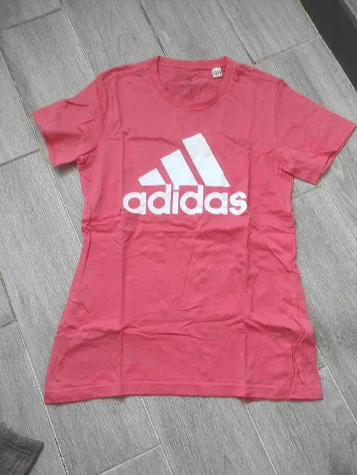 Tee shirt adidas taille 36