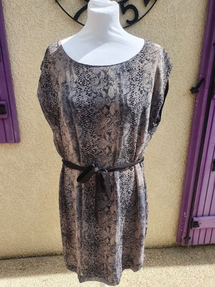 Robe motif effet serpent