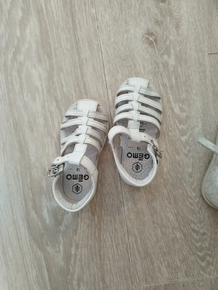 2 paires de chaussures été - photo numéro 4