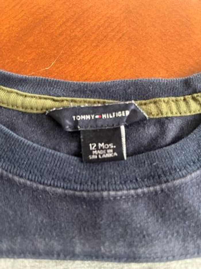T-shirt manches longues Tommy Hilfiger 12 mois gris et marine - photo numéro 4