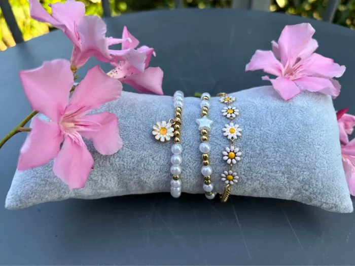 Lot 3 bracelet perle et fleur