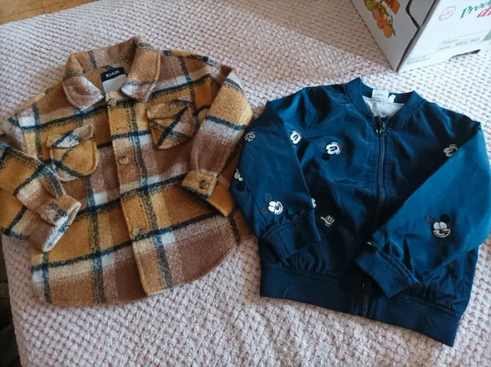 Lots de deux veste taille 4 ans - photo numéro 2