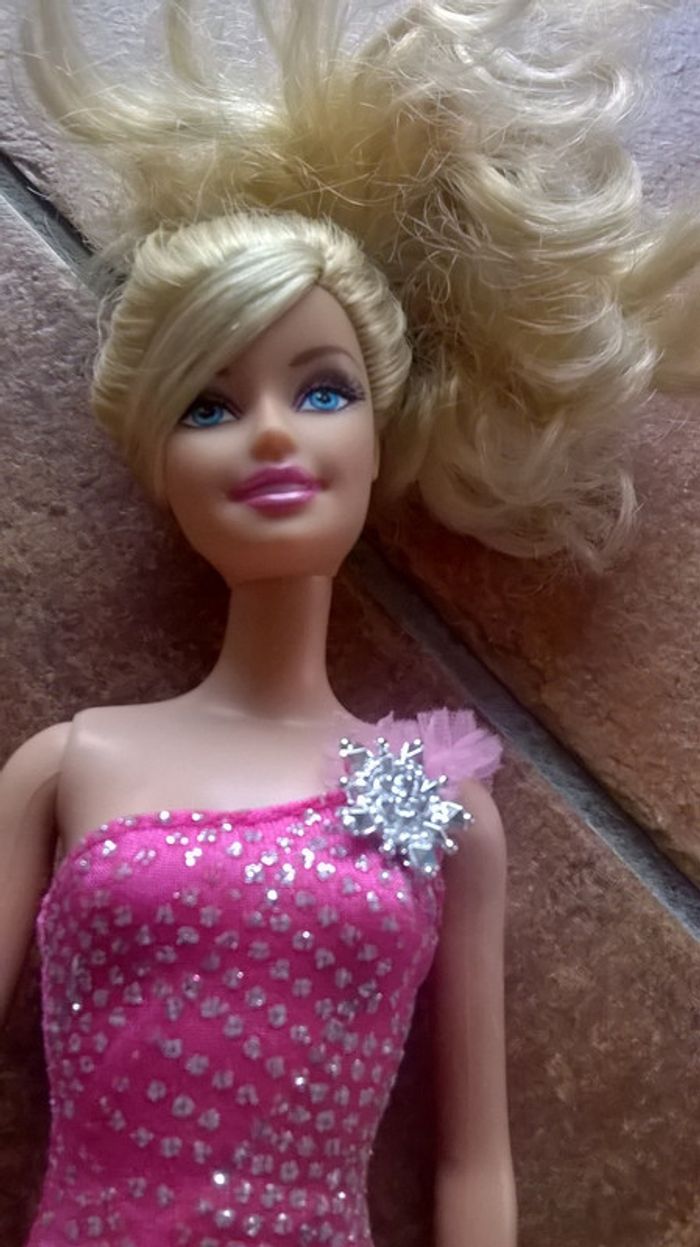 Barbie thème fashion Disney - photo numéro 2