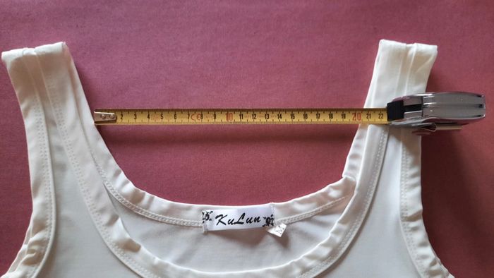 Robe d'été blanche et beige - photo numéro 4
