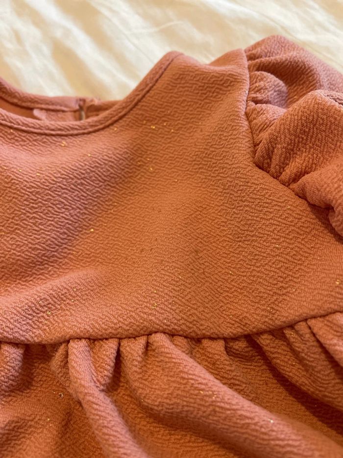 Robe pailleté or - photo numéro 2