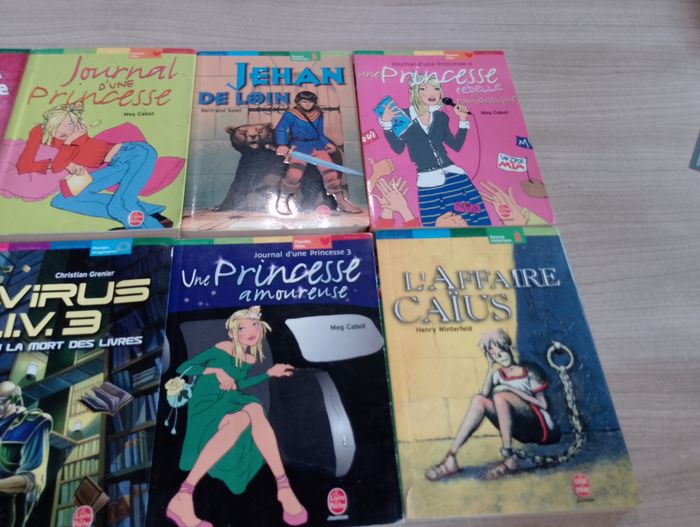 Lot de 10 livres de poches divers (12) - photo numéro 3