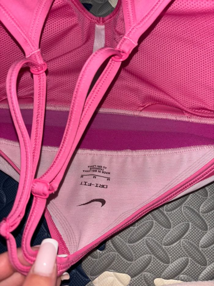 Brassière de sport Nike indy rose - photo numéro 4