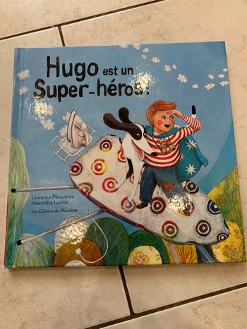 Livre Hugo est un super hero
