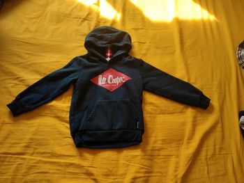 Sweat a capuche bleu marine et rouge Lee Cooper 6ans