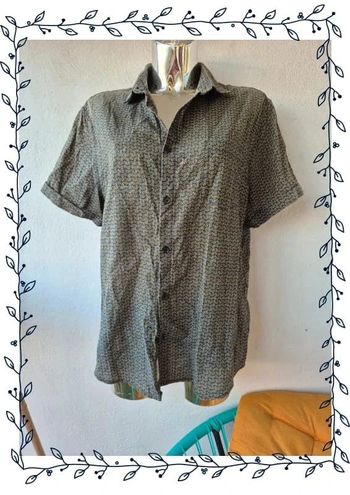 Chemise à motif triangle