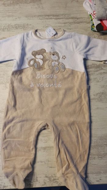 Lot de 4 pijamas 12 mois