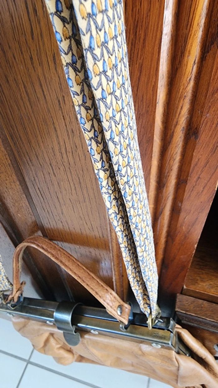 Adorable petit sac à main camel en cuir + bandoulière ajustable - photo numéro 6