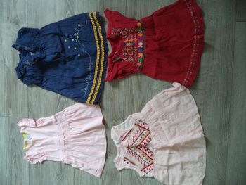 Lot robes 6 mois fille