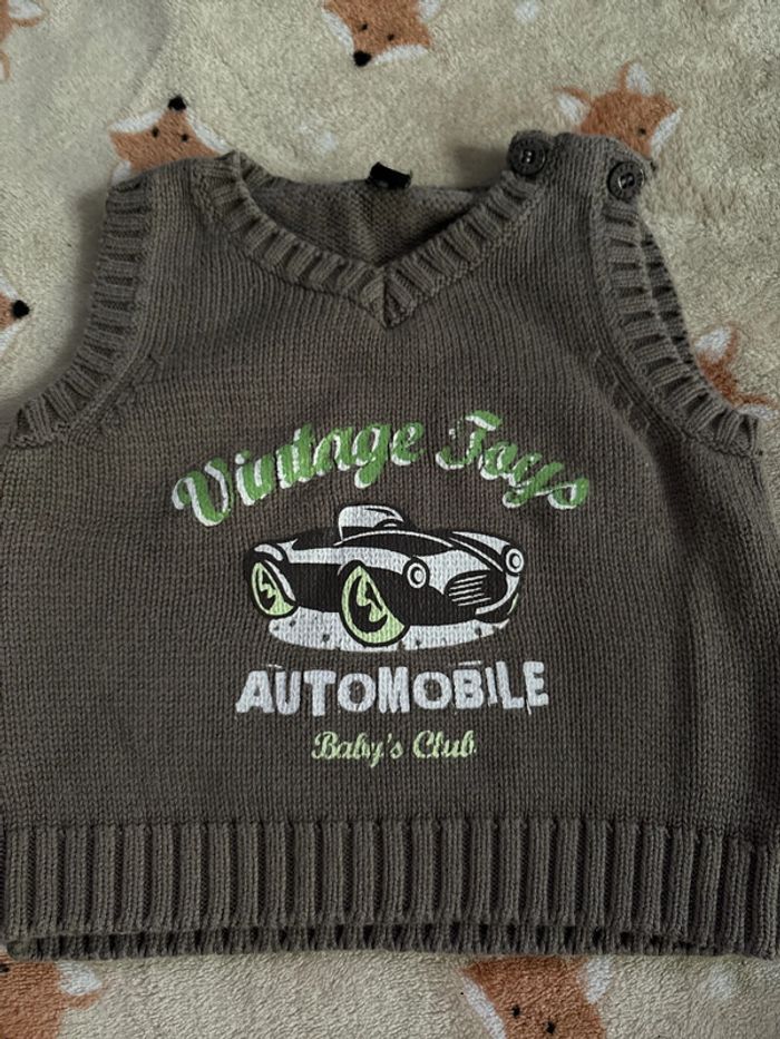 Pull sans manches 3 mois - photo numéro 2