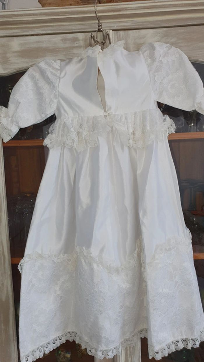 Robe de baptême - photo numéro 2