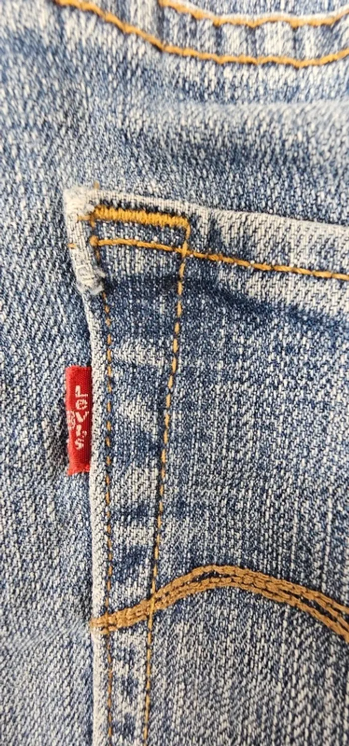 Levi's Strauss Midi-Pyrénées rise skinny T:40 - photo numéro 4