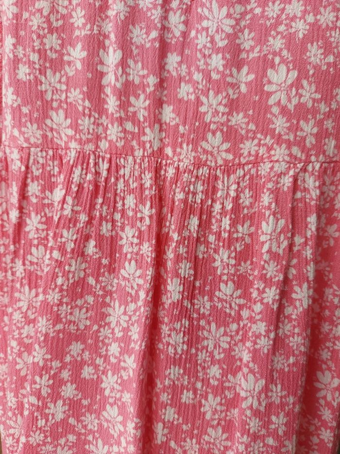 Robe rose fleurie, La Halle, taille 5 ans. - photo numéro 11