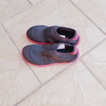 Chaussures d'eau pointure 32